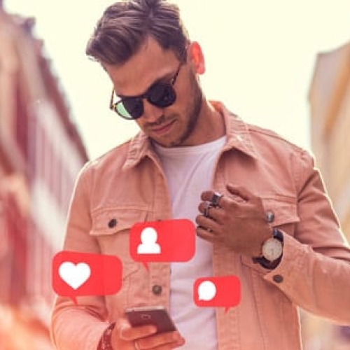 macro-influencer